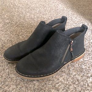 UGG Clementine Ankle Boot - Size 8.5